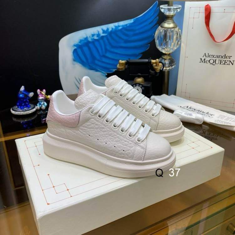 Picture of Alexander McQueen Shoes _SKUAlexanderMcQUEENsz35-45MK1006434